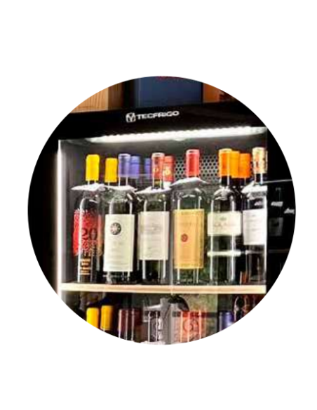 Frigorifero Vino Verticale 6 Ripiani Legno Colore Nero e Luce Led