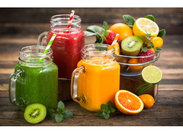 bicchieri con frutta